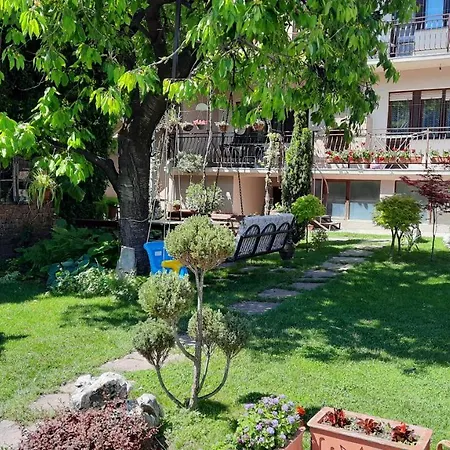 2 Miljkovic Апартаменты *